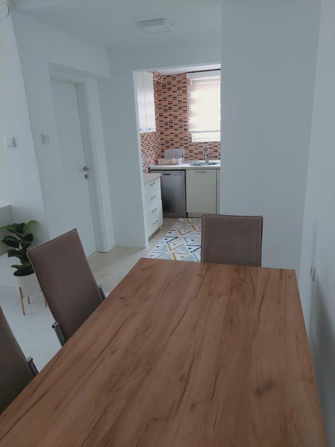 Apartments Natural And Bungalows 2 Σαράγεβο Εξωτερικό φωτογραφία
