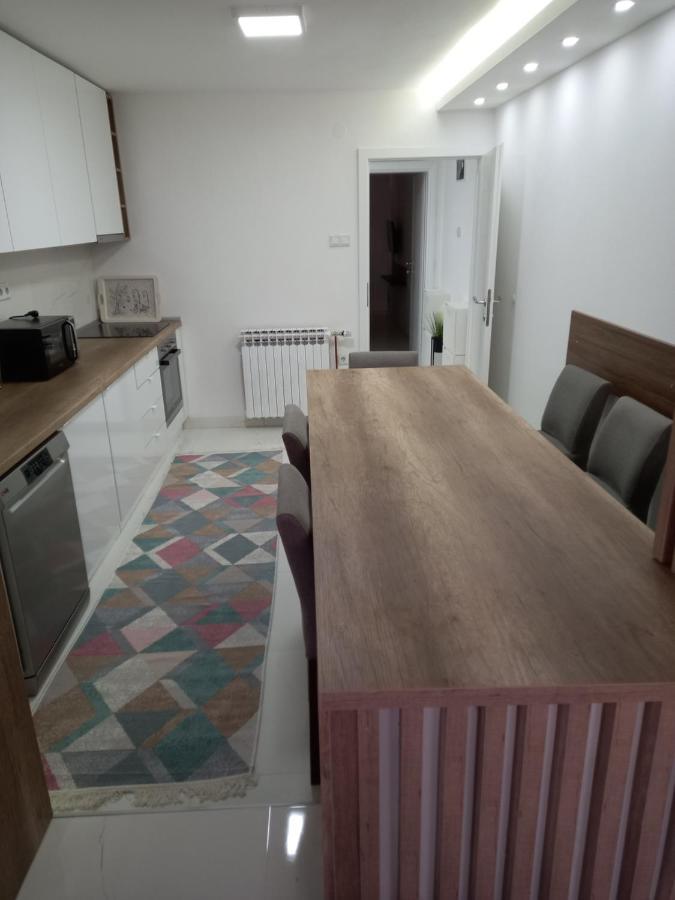 Apartments Natural And Bungalows 2 Σαράγεβο Εξωτερικό φωτογραφία