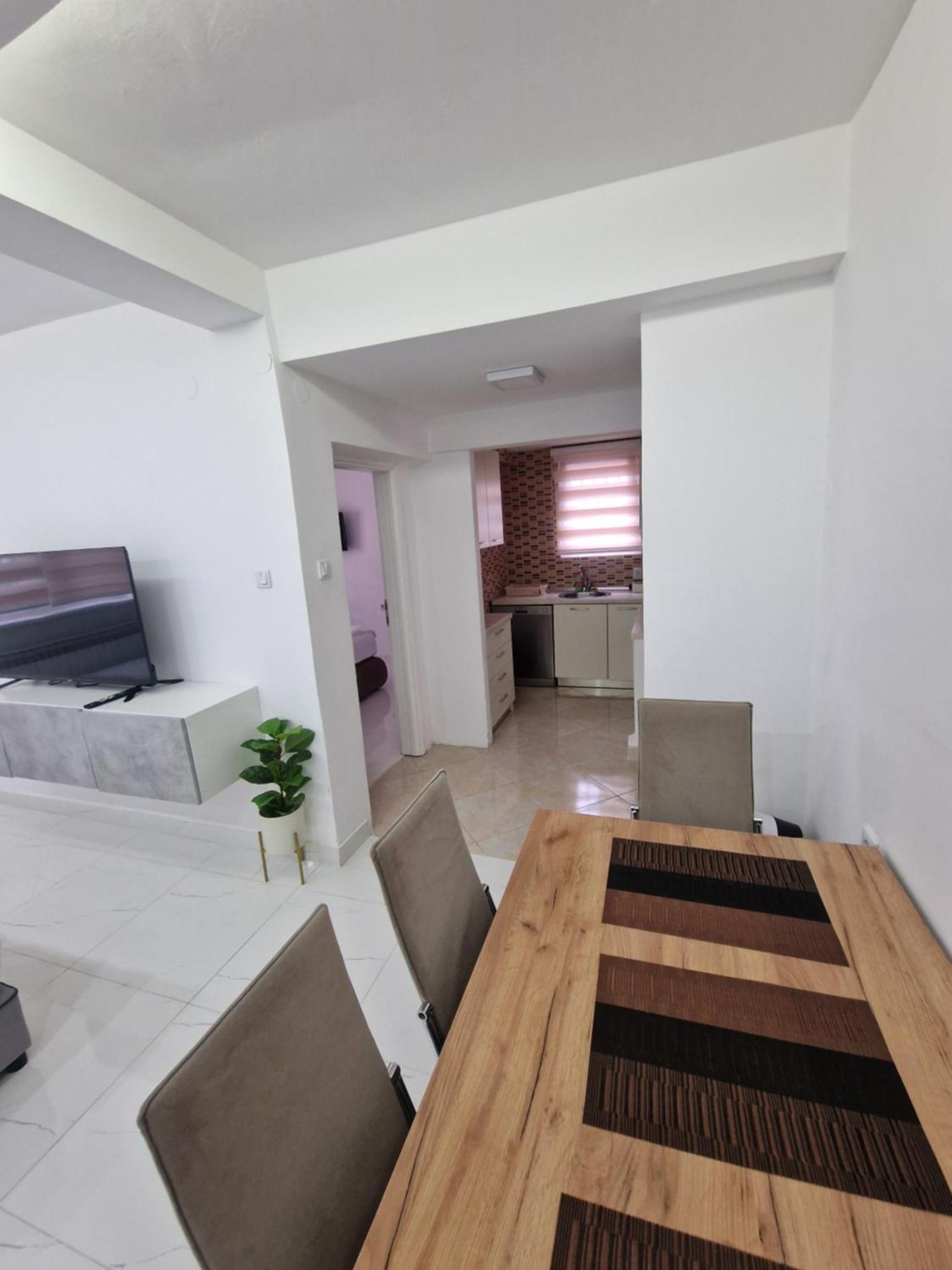 Apartments Natural And Bungalows 2 Σαράγεβο Εξωτερικό φωτογραφία
