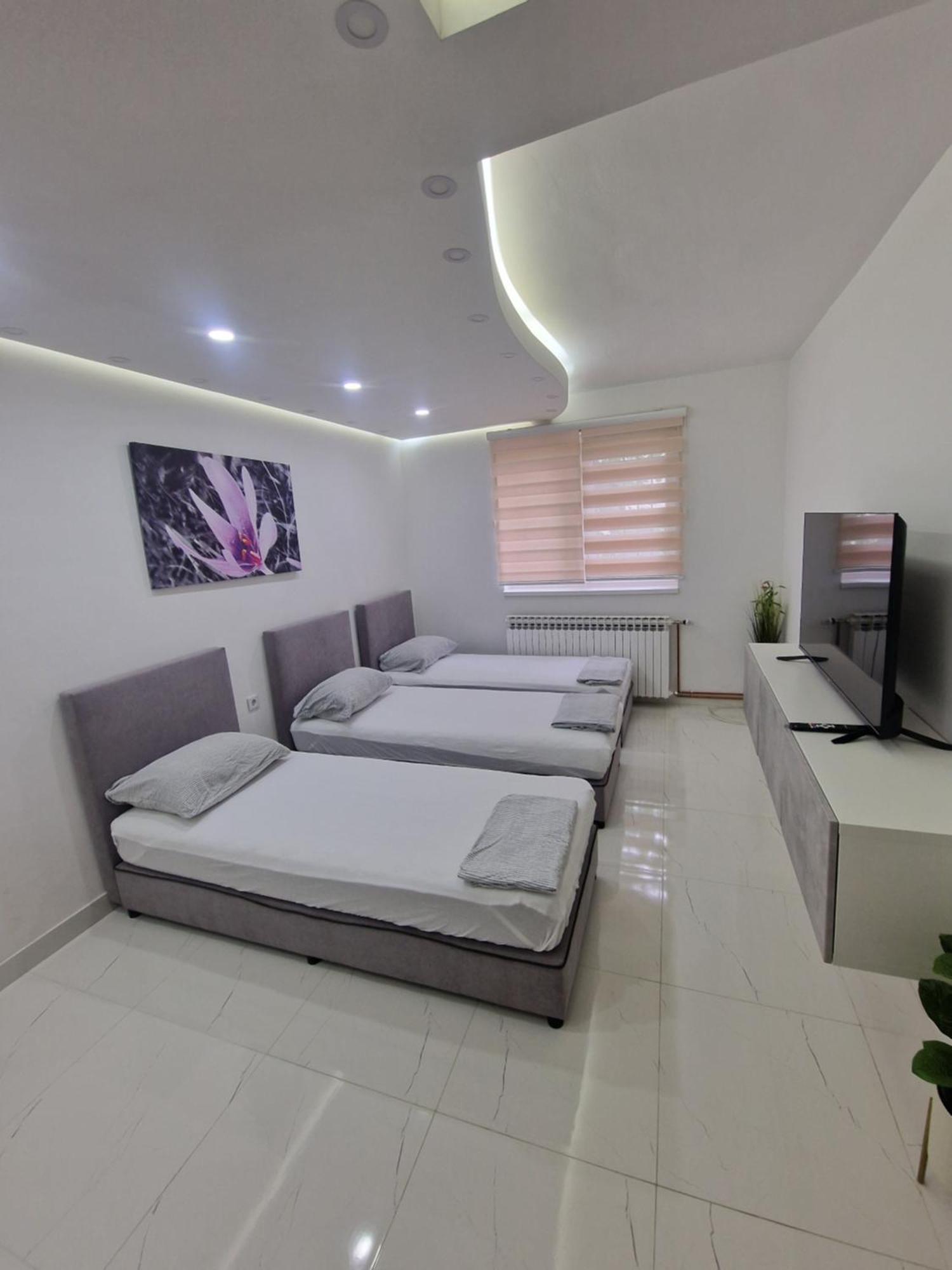 Apartments Natural And Bungalows 2 Σαράγεβο Εξωτερικό φωτογραφία